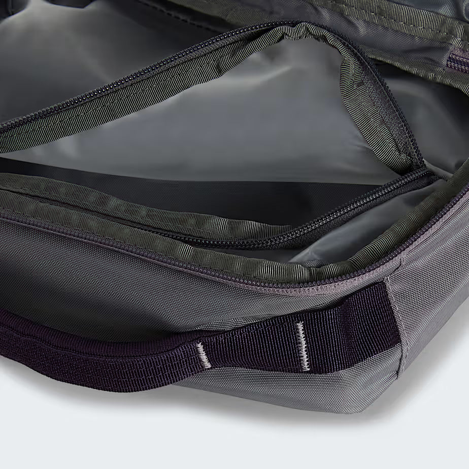 The North Face Base Camp Voyager Toiletry Kit