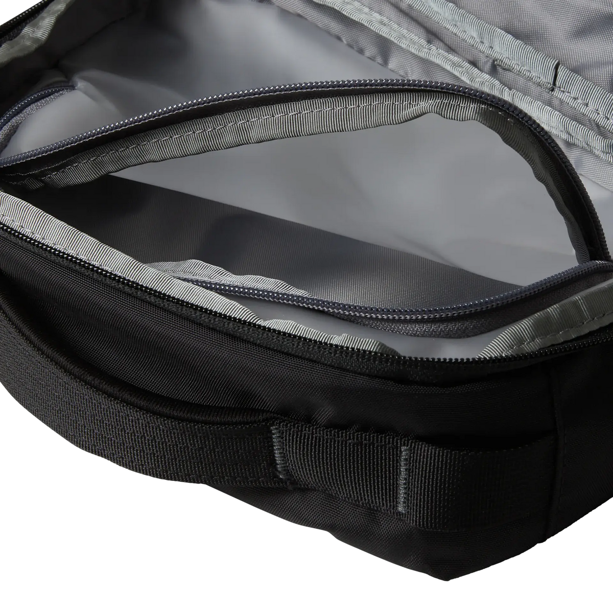The North Face Base Camp Voyager Beauty