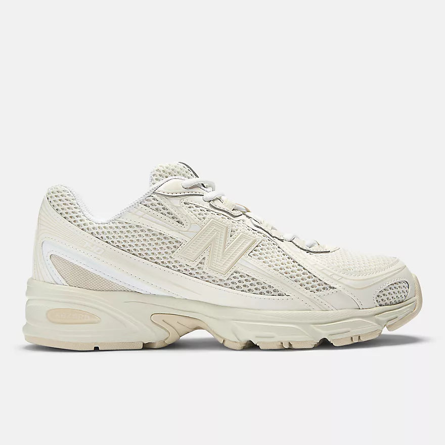 New Balance 740